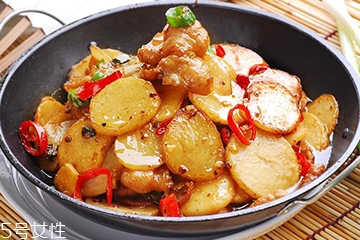 土豆絲炒雞蛋的做法 土豆絲炒雞蛋怎么做？