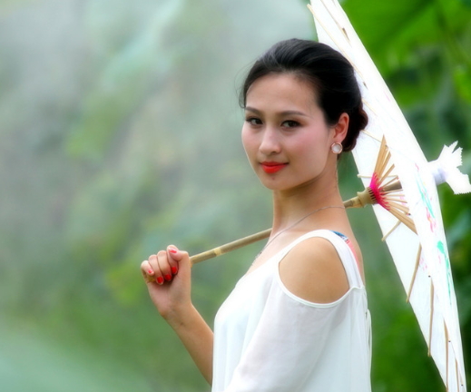 縮鼻手術(shù)多少錢(qián)？縮鼻手術(shù)風(fēng)險(xiǎn)大嗎