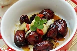 花生衣的吃法 花生衣怎么吃？