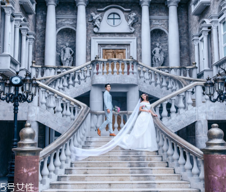 婚紗定金可以退嗎？婚紗定了還能退嗎？