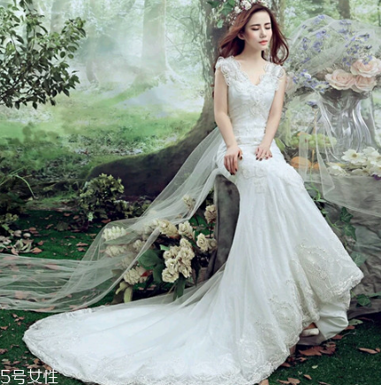 婚紗租一天多少錢？婚紗租金一般是多少？