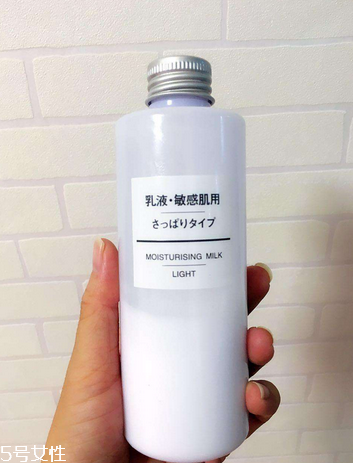 乳液是鎖水的嗎？乳液能鎖住水分嗎？