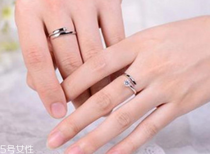 婚戒可以戴中指嗎？婚戒能戴在中指上嗎？