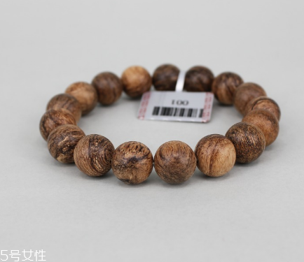 沉香手串一般多少錢？沉香手串市場(chǎng)價(jià)格