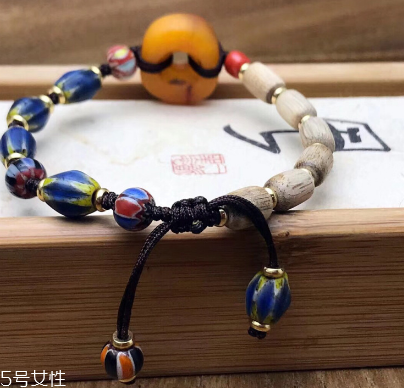 沉香手串是什么味道？沉香手串正品味道是什么樣的？