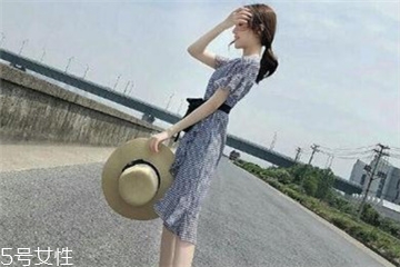 不會搭配衣服怎么辦？女生不會搭配怎么解決？