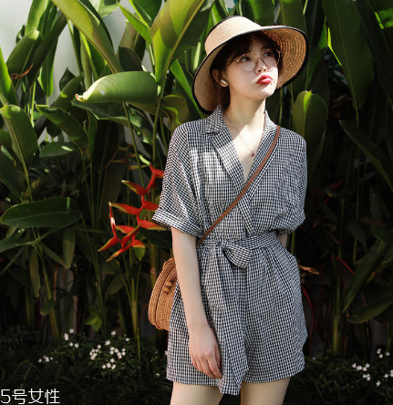 白領(lǐng)上班穿什么衣服？白領(lǐng)mm穿搭圖片