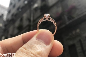 鉆戒上的鉆石會(huì)碎嗎？鉆戒的鉆碎了怎么辦？