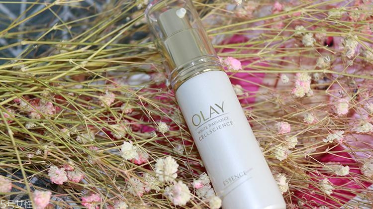 olay水感透白系列與水感透白臻粹系列哪個(gè)好？什么區(qū)別？
