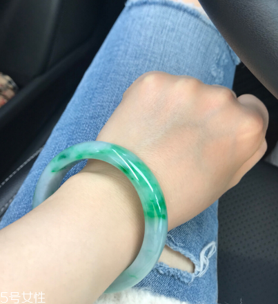 手鐲為什么不能戴左手？手鐲不能戴左手的原因