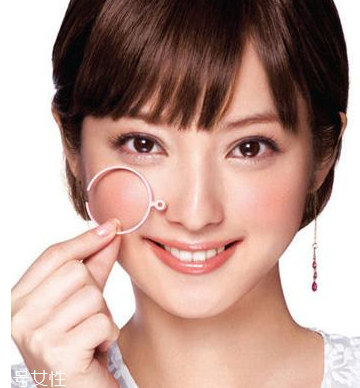 腮紅能用什么代替？沒有腮紅用什么代替？