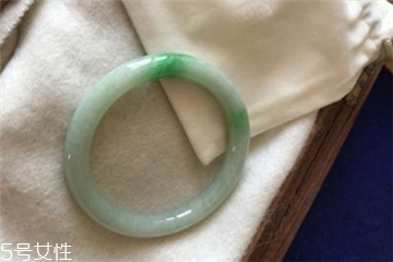 手鐲16號(hào)是多大？手鐲16號(hào)內(nèi)徑有多少厘米？