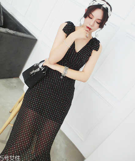復(fù)古風(fēng)女生夏天怎么穿？復(fù)古穿衣風(fēng)格圖片