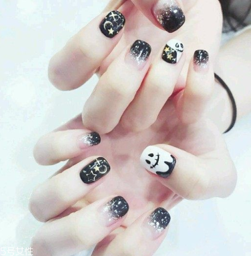 q版萬圣節(jié)美甲怎么做？q版萬圣節(jié)美甲教程