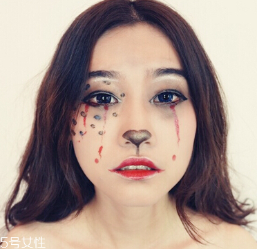 萬(wàn)圣節(jié)蜘蛛眼妝怎么畫？2款蜘蛛眼妝詳細(xì)步驟