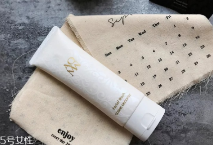 黛珂白檀新包裝怎么樣？黛珂白檀系列針對(duì)什么皮膚？