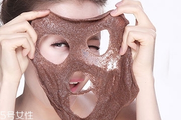海藻面膜用什么水調(diào)最好？海藻面膜和什么調(diào)最好？