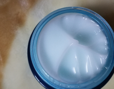 溫碧泉和百雀羚哪個(gè)好？