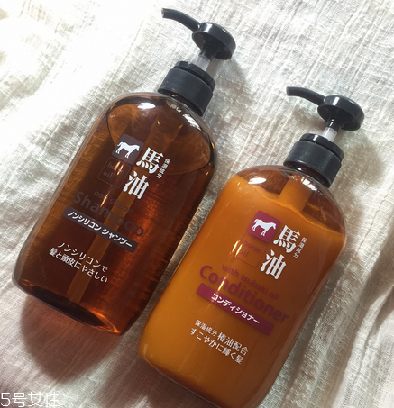 馬油洗發(fā)水防脫發(fā)嗎？馬油洗發(fā)水有防脫發(fā)功效嗎？