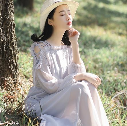 瘦人穿什么連衣裙好看？這三款讓你美上天