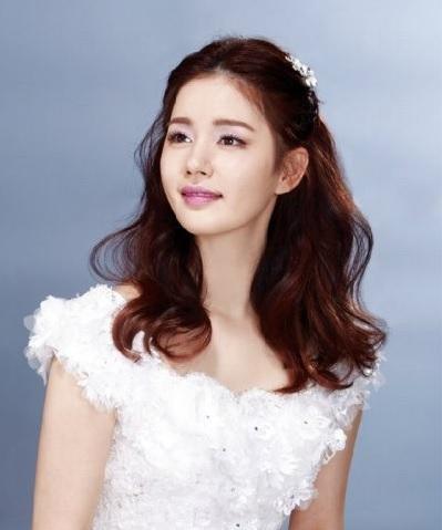 韓式新娘發(fā)型圖片大全 30款韓國(guó)新娘發(fā)型趨勢(shì) 韓式新娘發(fā)型圖片大全 30款韓國(guó)新娘發(fā)型趨勢(shì)