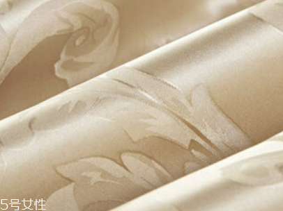 真絲可以用洗潔精洗嗎 最好使用專(zhuān)用洗劑