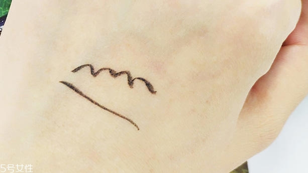 kissme眼線筆防水嗎 簡(jiǎn)直是防水神器 kissme眼線筆防水嗎 簡(jiǎn)直是防水神器