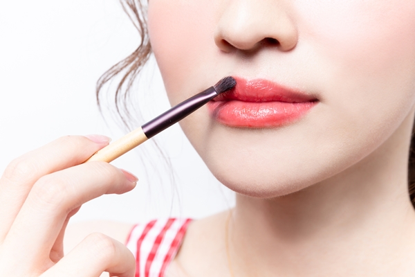 七夕情人節(jié)化什么妝他喜歡 情人節(jié)妝容圖片 七夕情人節(jié)化什么妝他喜歡 情人節(jié)妝容圖片