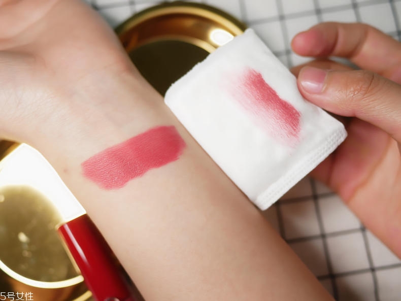 阿瑪尼紅管501適合日常涂嗎 阿瑪尼紅管501顯白嗎 阿瑪尼紅管501適合日常涂嗎 阿瑪尼紅管501顯白嗎