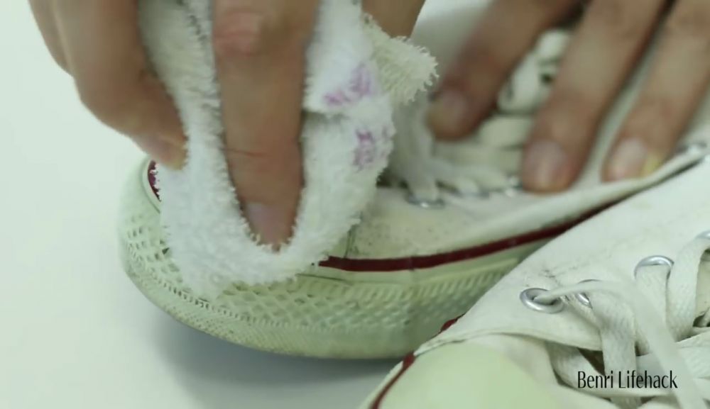 小白鞋怎么洗 小白鞋10大清洗與防污 小白鞋怎么洗 小白鞋10大清洗與防污