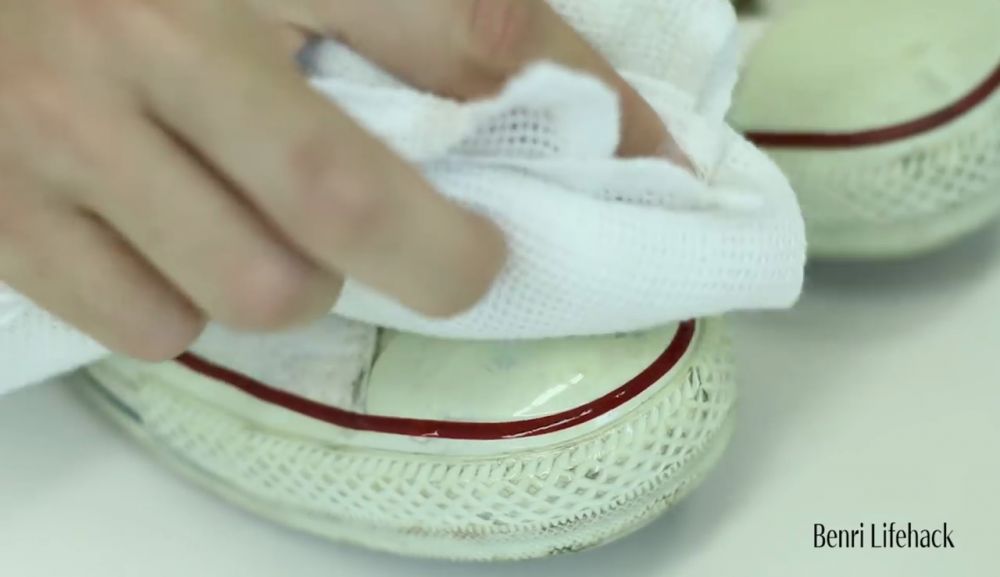 小白鞋怎么洗 小白鞋10大清洗與防污 小白鞋怎么洗 小白鞋10大清洗與防污