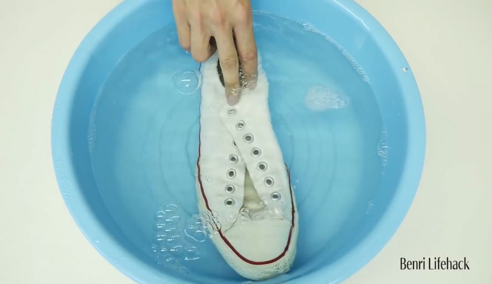 小白鞋怎么洗 小白鞋10大清洗與防污 小白鞋怎么洗 小白鞋10大清洗與防污