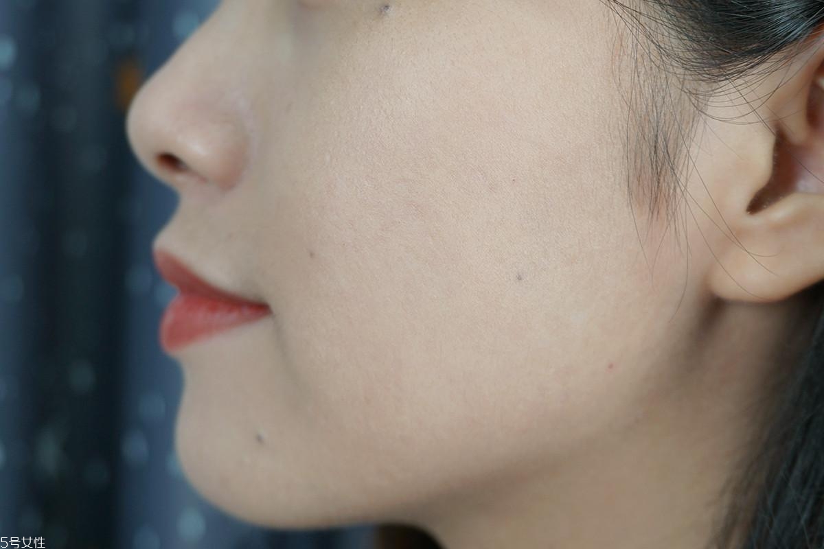 水密碼素顏霜哪個(gè)好 水潤版和遮瑕版對比評測