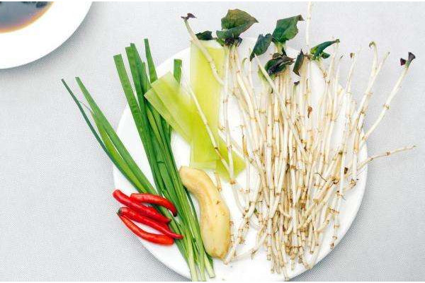 折耳根不能和什么一起吃？折耳根食用好處多