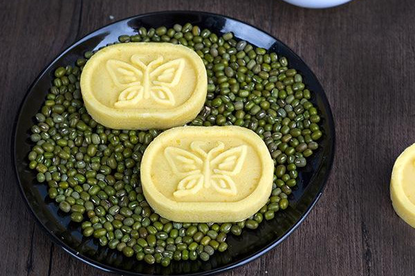 綠豆糕是蒸的嗎？南北綠豆糕的區(qū)別