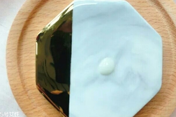貴婦級肌底液種草 這兩款不容錯(cuò)過