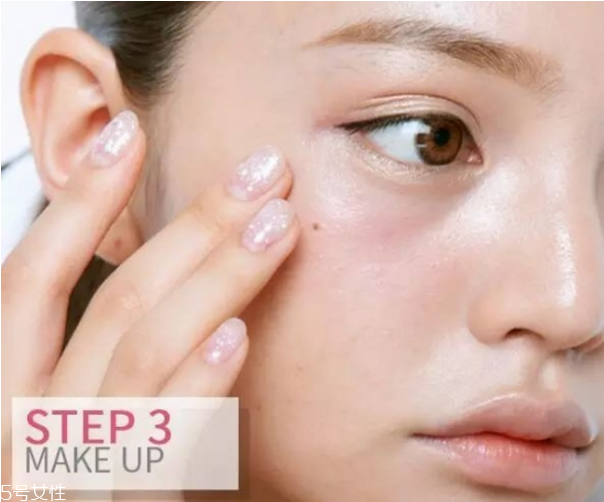 圓臉適合什么妝容 讓你的大臉變成小臉 圓臉適合什么妝容 讓你的大臉變成小臉