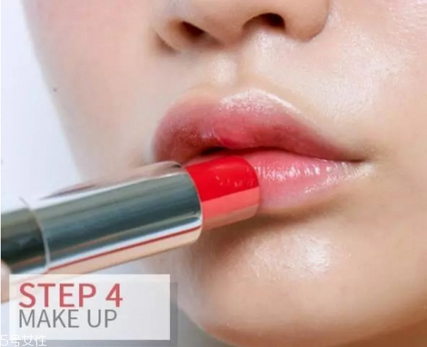 圓臉適合什么妝容 讓你的大臉變成小臉 圓臉適合什么妝容 讓你的大臉變成小臉