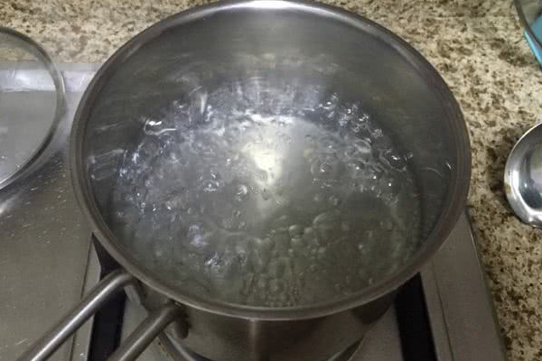 手被開水燙了怎么辦？開水燙傷怎么處理？