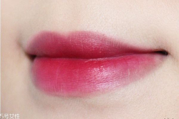 mac亮星唇彩試色 mac patrick starr聯(lián)名試色 mac亮星唇彩試色 mac patrick starr聯(lián)名試色