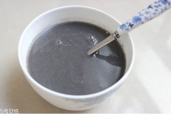 吃黑芝麻糊對(duì)頭發(fā)好嗎 黑芝麻糊對(duì)頭發(fā)好也別長(zhǎng)期吃 吃黑芝麻糊對(duì)頭發(fā)好嗎 黑芝麻糊對(duì)頭發(fā)好也別長(zhǎng)期吃