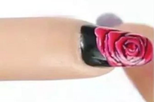 花朵美甲怎么做 小清新美甲教程圖解 花朵美甲怎么做 小清新美甲教程圖解