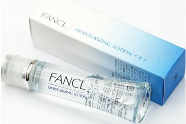 修復(fù)型化妝水有哪些 化妝水精華水修復(fù)水有什么區(qū)別 修復(fù)型化妝水有哪些 化妝水精華水修復(fù)水有什么區(qū)別