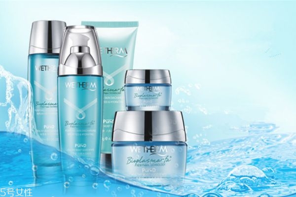 溫碧泉八杯水適合什么年齡 八杯水適合什么皮膚 溫碧泉八杯水適合什么年齡 八杯水適合什么皮膚