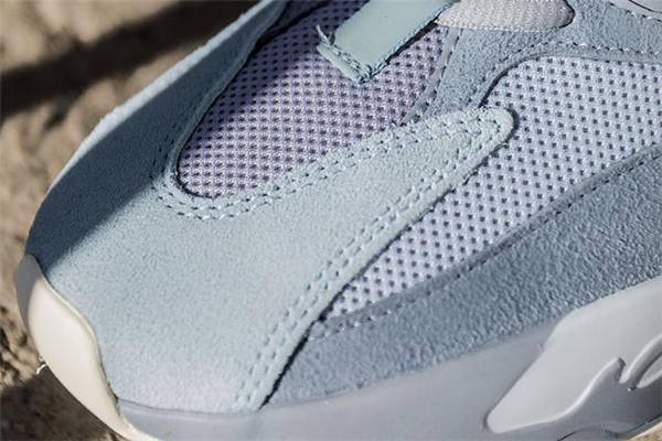 yeezy 700 inertia測評(píng) 上腳效果令人驚艷