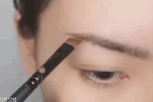 細(xì)長眉毛怎么畫 細(xì)眉毛畫法圖解 細(xì)長眉毛怎么畫 細(xì)眉毛畫法圖解