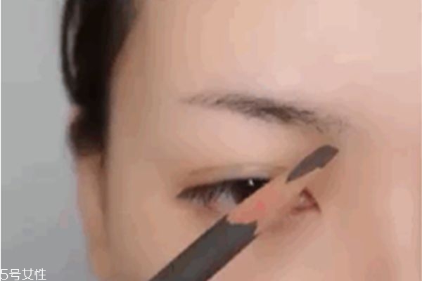細(xì)長眉毛怎么畫 細(xì)眉毛畫法圖解 細(xì)長眉毛怎么畫 細(xì)眉毛畫法圖解