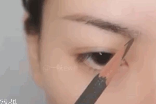細(xì)長眉毛怎么畫 細(xì)眉毛畫法圖解 細(xì)長眉毛怎么畫 細(xì)眉毛畫法圖解