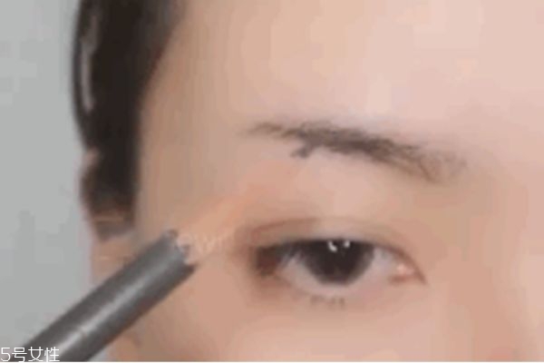 細(xì)長眉毛怎么畫 細(xì)眉毛畫法圖解 細(xì)長眉毛怎么畫 細(xì)眉毛畫法圖解