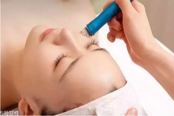 小氣泡清潔會(huì)傷皮膚嗎 小氣泡清潔禁忌人群 小氣泡清潔會(huì)傷皮膚嗎 小氣泡清潔禁忌人群